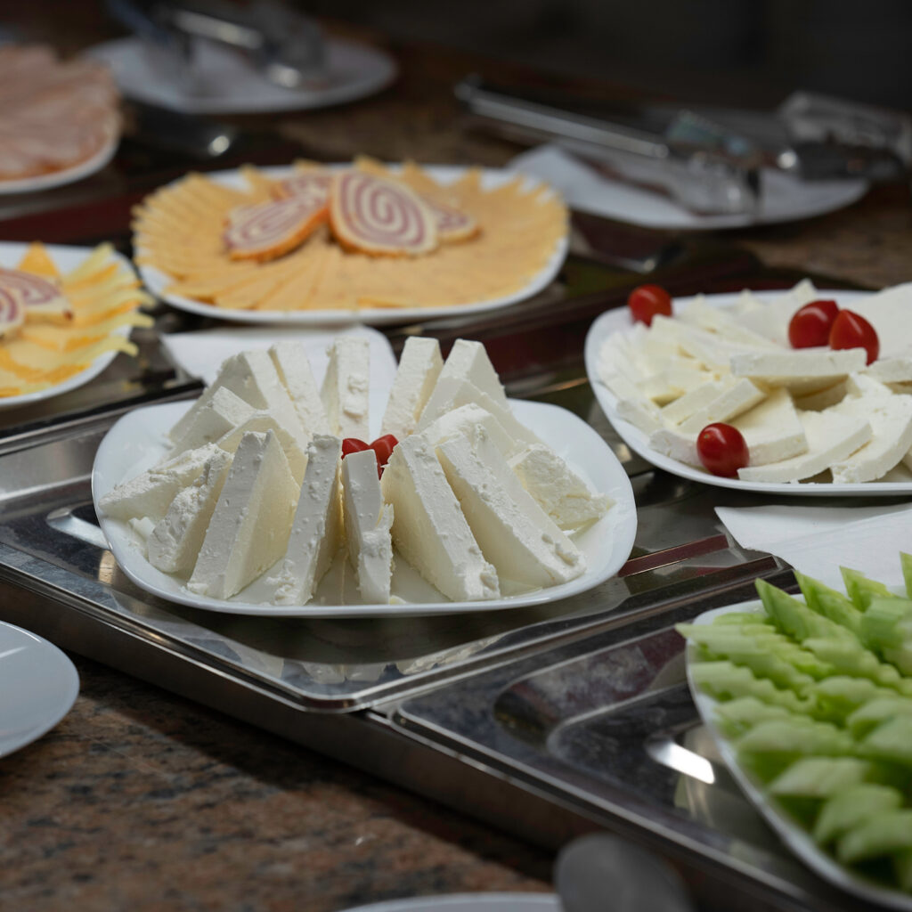 buffet, blok masa, hotel largo beach, sunny beach, food, lunch, dinner
