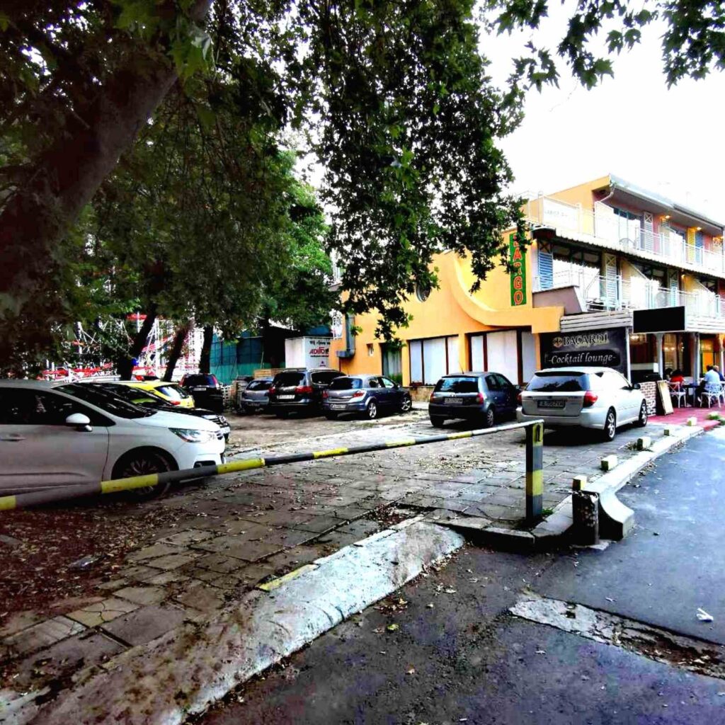 parking, hotel largo beach